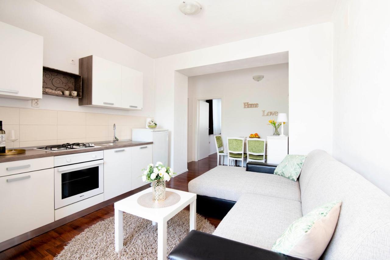 Apartment Alkar Sinj Bagian luar foto