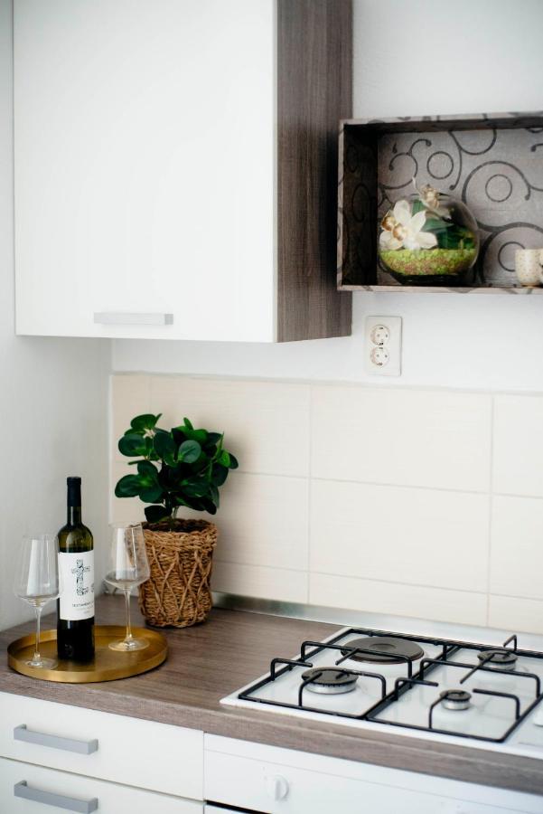 Apartment Alkar Sinj Bagian luar foto