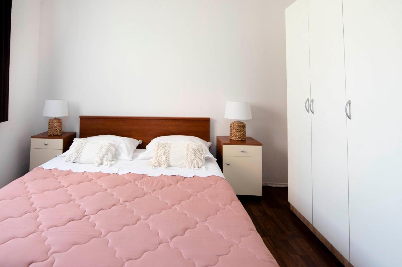 Apartment Alkar Sinj Bagian luar foto